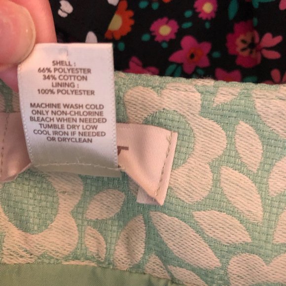 LOFT Light Green and Off White Mini Skirt A-LIne Size 6 Retro Flowers Floral - Picture 8 of 8